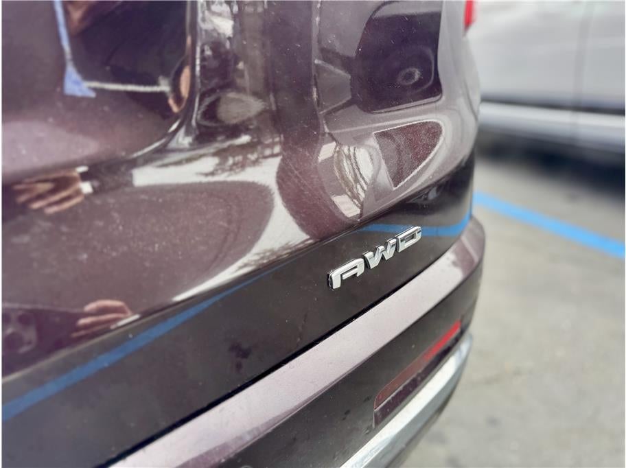 2021 GMC Acadia Denali Sport Utility 4D