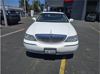 2007 Lincoln Town Car Signature Limited Sedan 4D