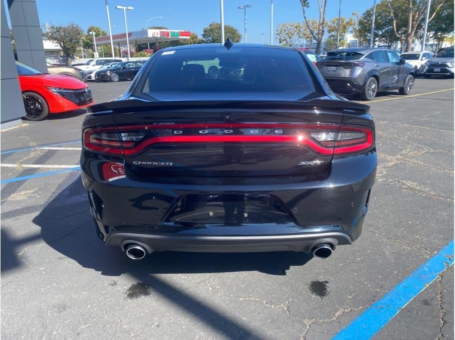 2016 Dodge Charger SRT Hellcat Sedan 4D