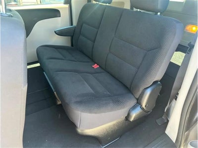 2017 Dodge Grand Caravan Passenger SE Minivan 4D