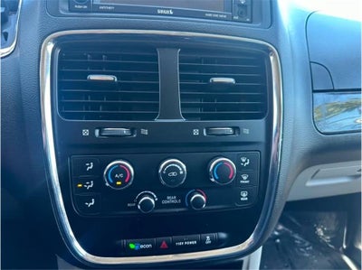 2017 Dodge Grand Caravan Passenger SE Minivan 4D