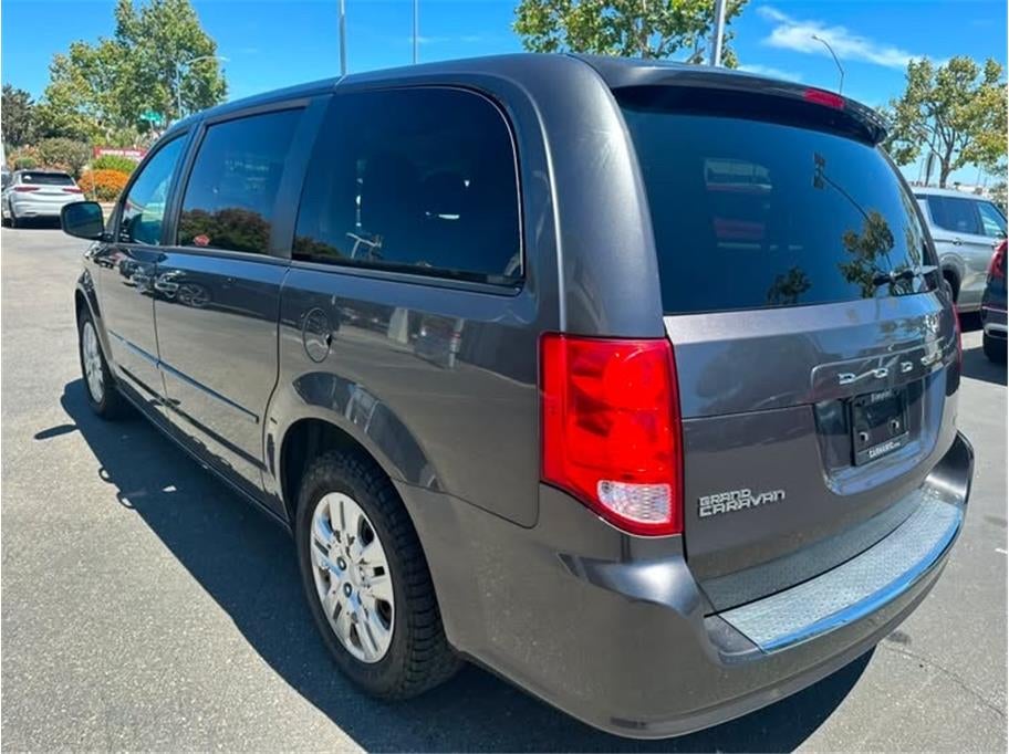 2017 Dodge Grand Caravan Passenger SE Minivan 4D