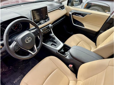 2020 Toyota RAV4 XLE Premium Sport Utility 4D