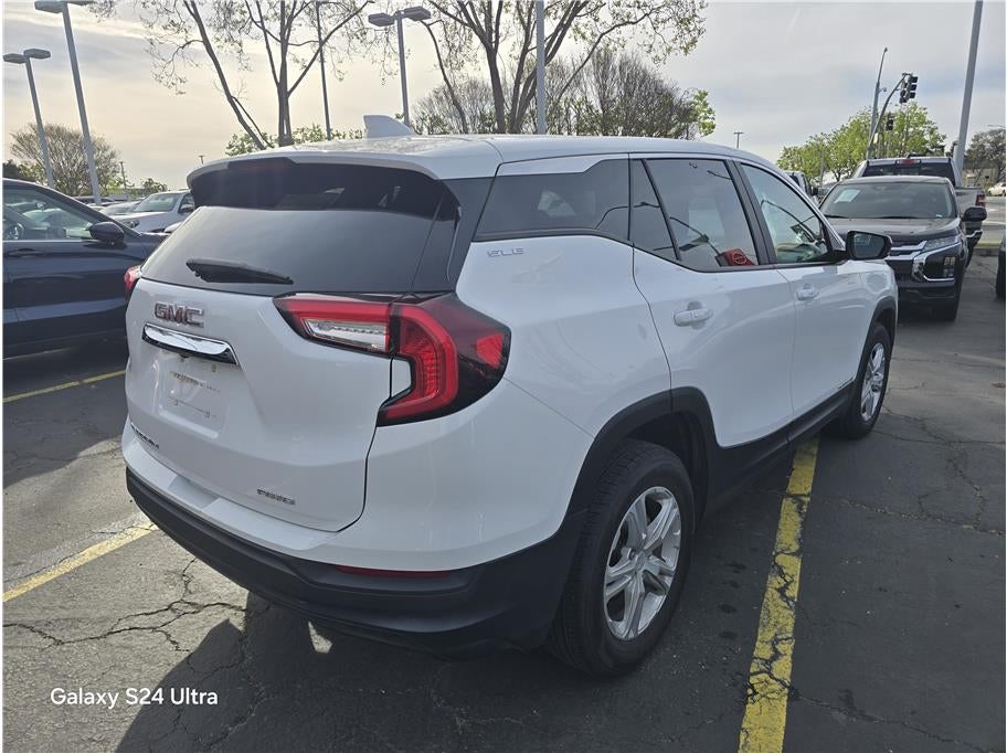 2024 GMC Terrain SLE Sport Utility 4D