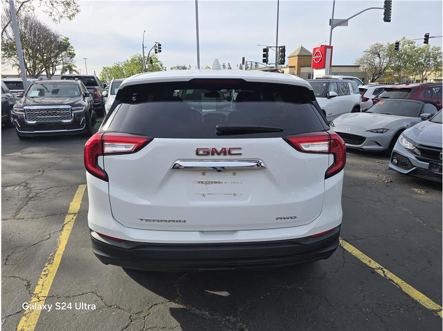 2024 GMC Terrain SLE Sport Utility 4D