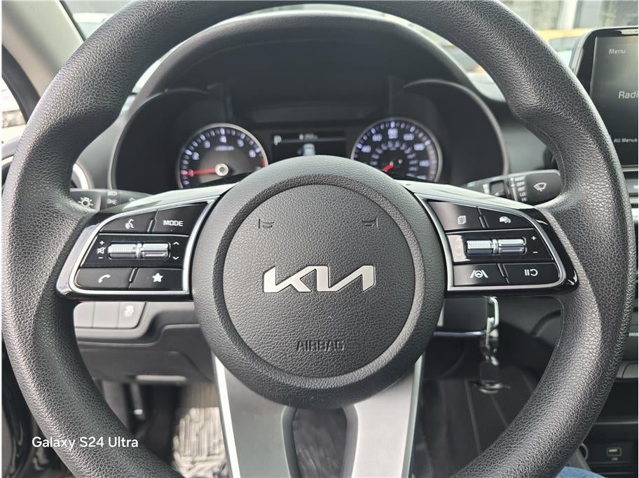 2023 Kia Forte LXS Sedan 4D