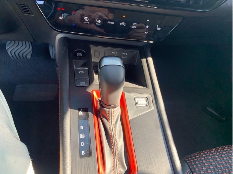 2026 Nissan Kicks SR Sport Utility 4D