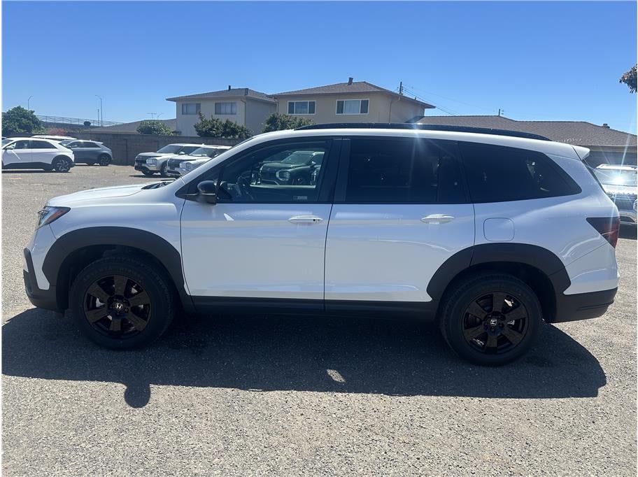 2022 Honda Pilot TrailSport SUV 4D