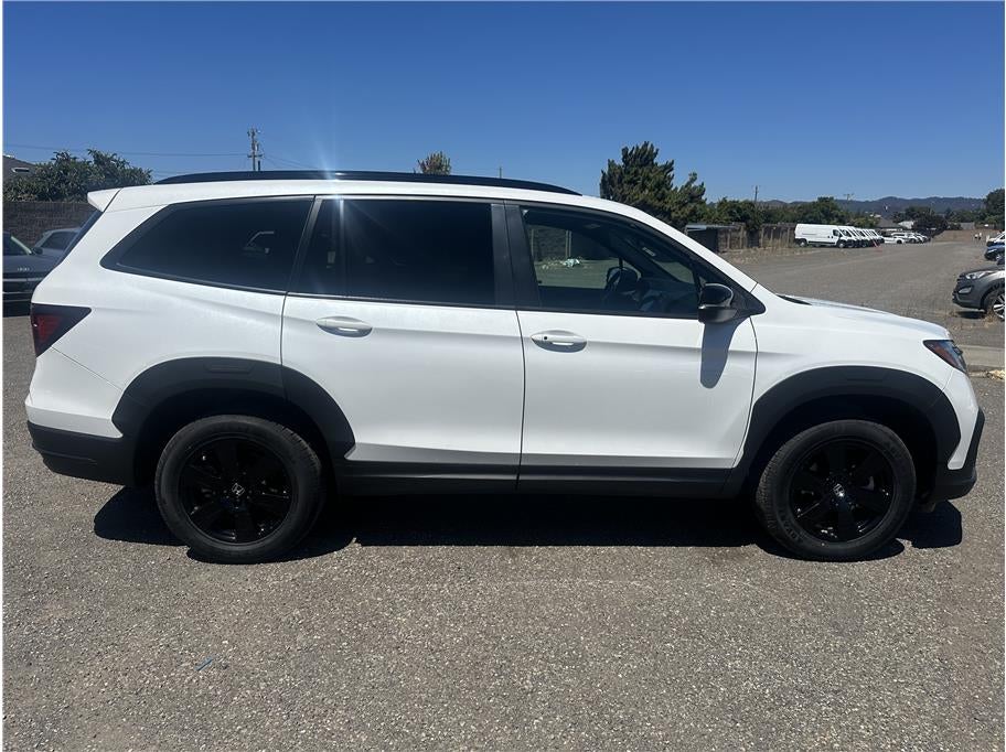 2022 Honda Pilot TrailSport SUV 4D