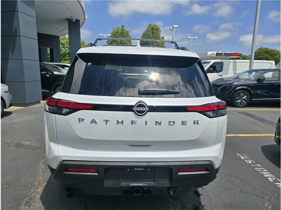 2025 Nissan Pathfinder SV Sport Utility 4D