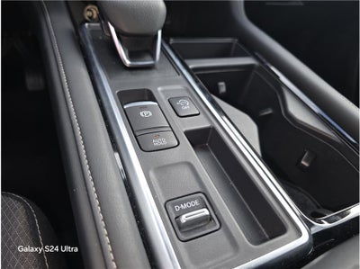 2024 Nissan Pathfinder SV Sport Utility 4D