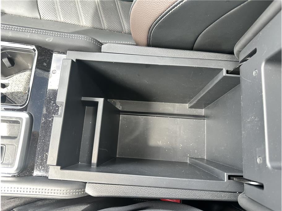 2025 Nissan Pathfinder Platinum Sport Utility 4D