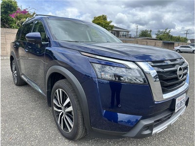 2025 Nissan Pathfinder Platinum Sport Utility 4D