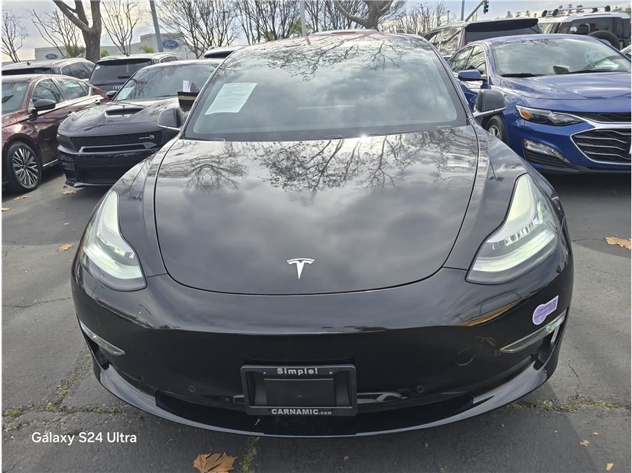 2019 Tesla Model 3 Standard Range Sedan 4D