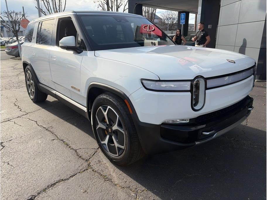 2023 Rivian R1S Adventure Sport Utility 4D