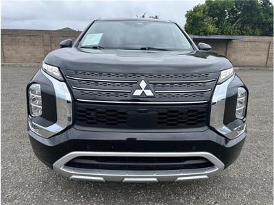 2024 Mitsubishi Outlander SE Sport Utility 4D