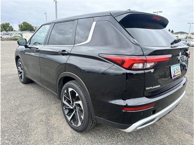 2024 Mitsubishi Outlander SE Sport Utility 4D
