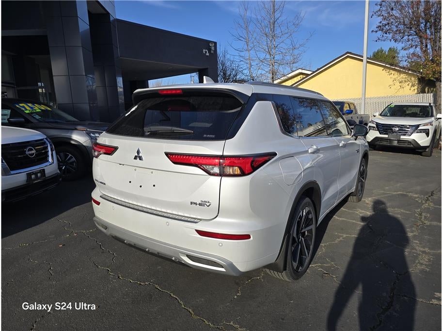 2025 Mitsubishi Outlander PHEV SEL Sport Utility 4D