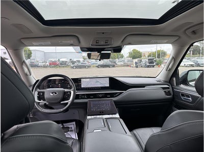 2025 INFINITI QX80 SENSORY Sport Utility 4D