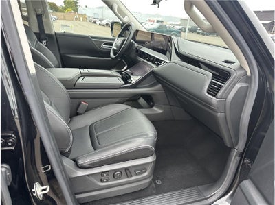 2025 INFINITI QX80 SENSORY Sport Utility 4D