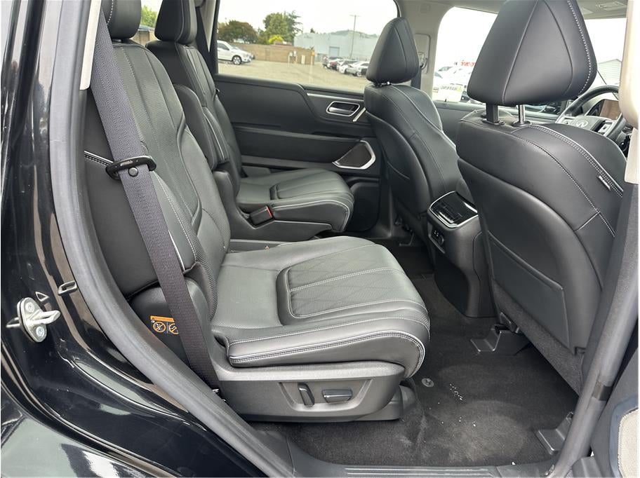2025 INFINITI QX80 SENSORY Sport Utility 4D