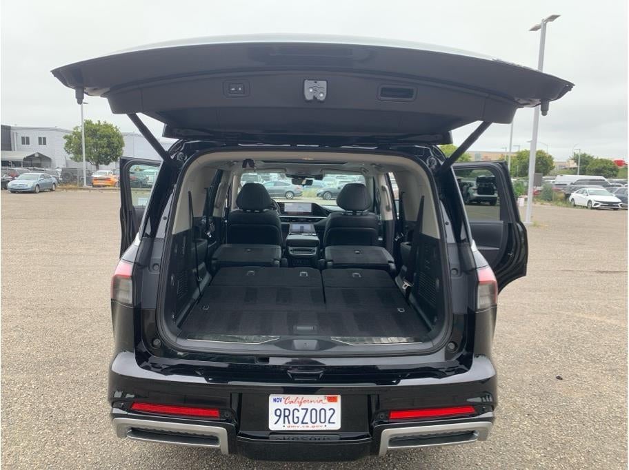 2025 INFINITI QX80 SENSORY Sport Utility 4D