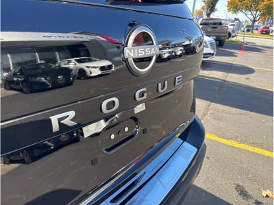 2025 Nissan Rogue SV Sport Utility 4D