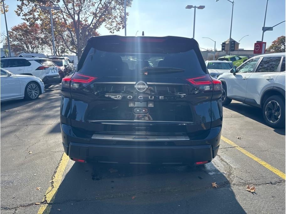 2025 Nissan Rogue SV Sport Utility 4D