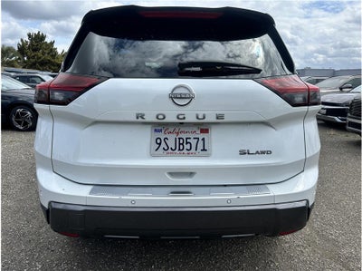 2025 Nissan Rogue SL Sport Utility 4D