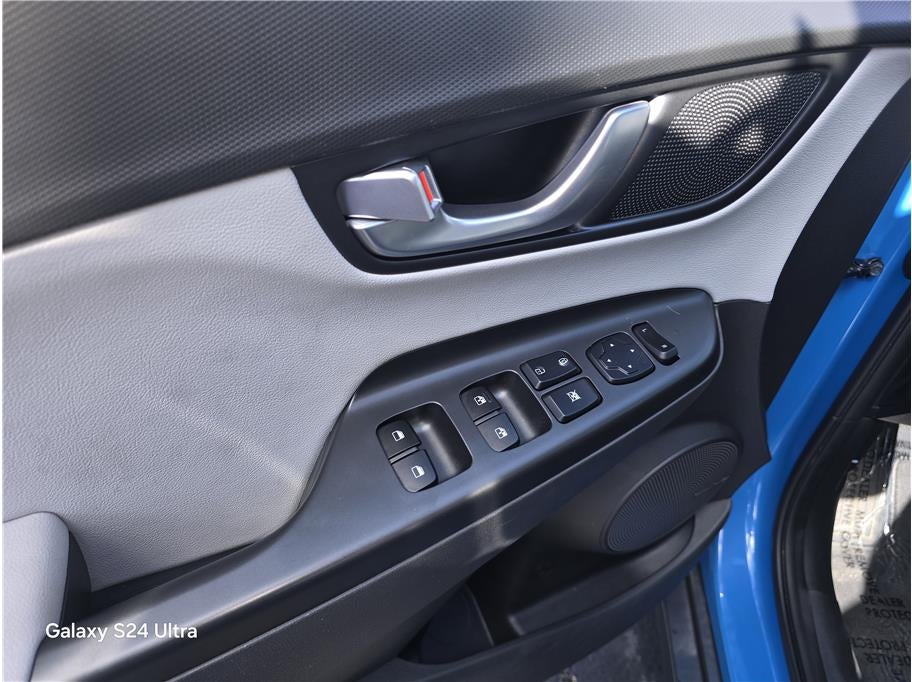 2022 Hyundai Kona Electric Limited Sport Utility 4D