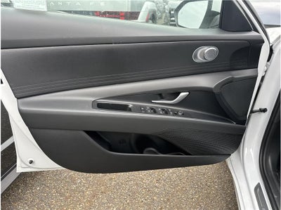 2026 Hyundai Elantra SE Sedan 4D