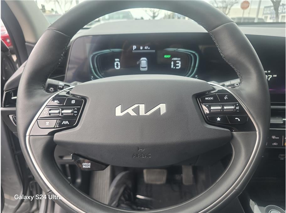2024 Kia Niro SX Wagon 4D