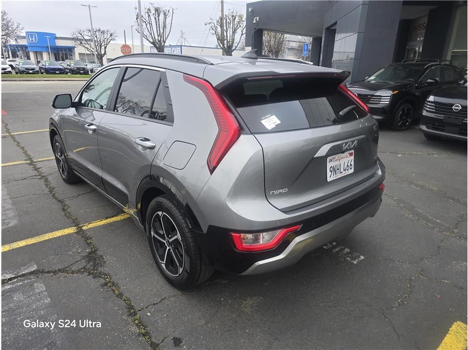 2024 Kia Niro SX Wagon 4D