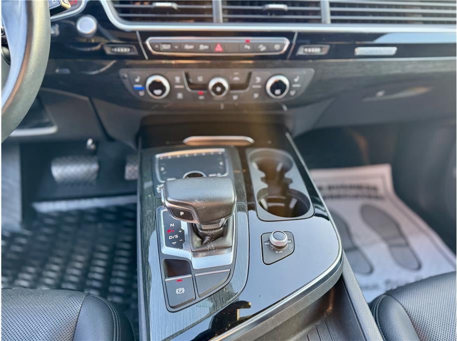 2018 Audi Q7 3.0T Premium Plus Sport Utility 4D