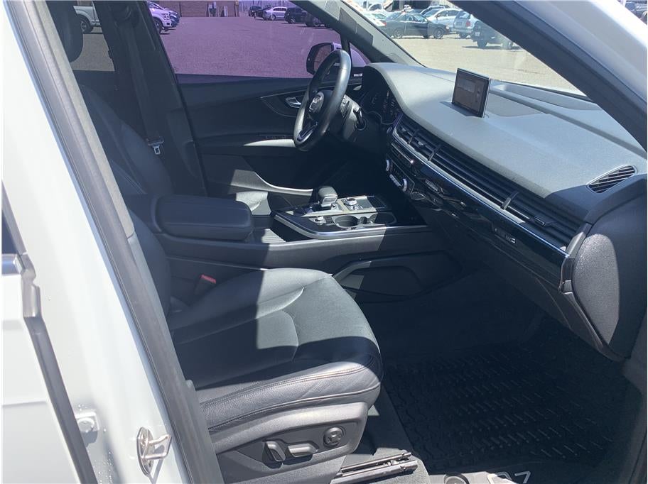2018 Audi Q7 3.0T Premium Plus Sport Utility 4D