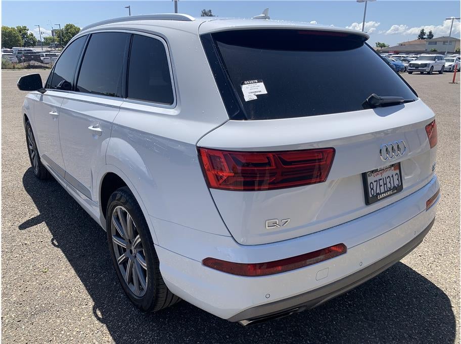 2018 Audi Q7 3.0T Premium Plus Sport Utility 4D