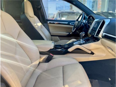 2018 Porsche Cayenne Sport Utility 4D