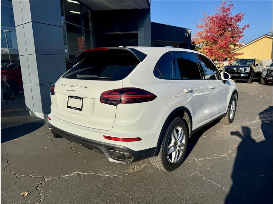 2018 Porsche Cayenne Sport Utility 4D