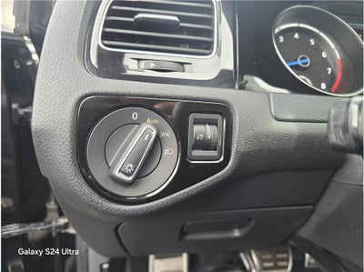 2016 Volkswagen Golf R Hatchback Sedan 4D