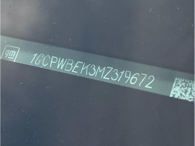 2021 Chevrolet Silverado 1500 Crew Cab Custom Pickup 4D 5 3/4 ft