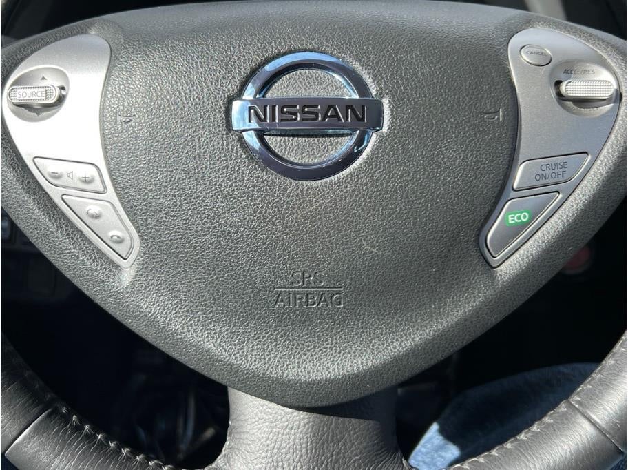 2015 Nissan LEAF S Hatchback 4D
