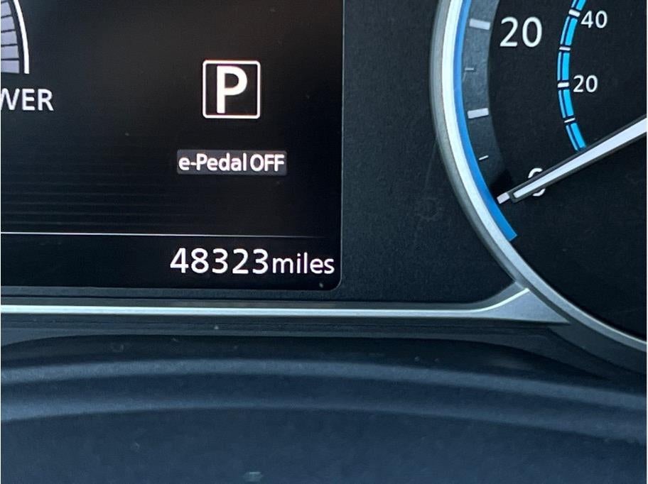 2018 Nissan LEAF SV Hatchback 4D