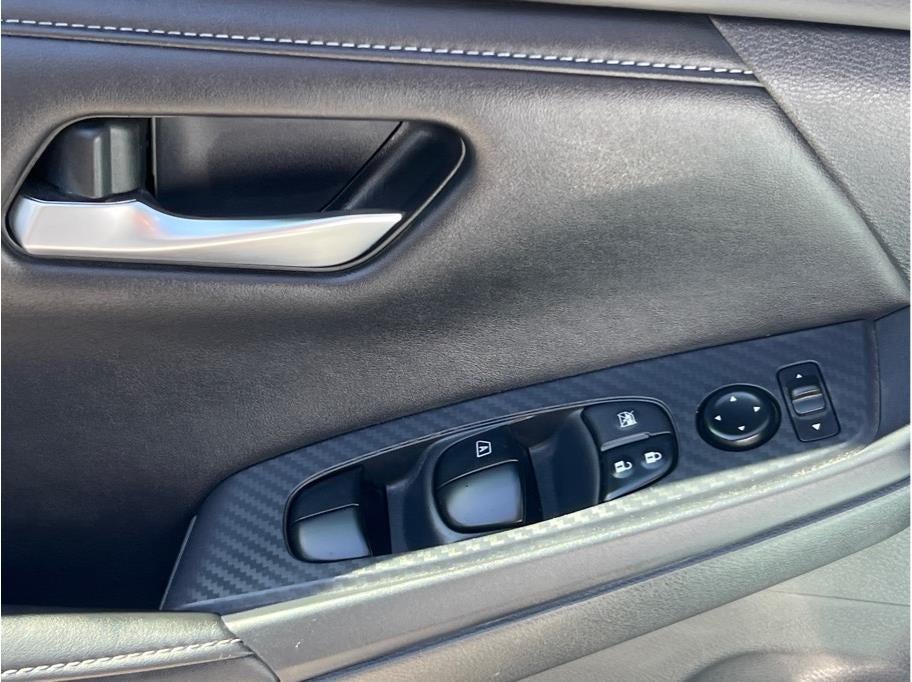 2022 Nissan Sentra SV Sedan 4D