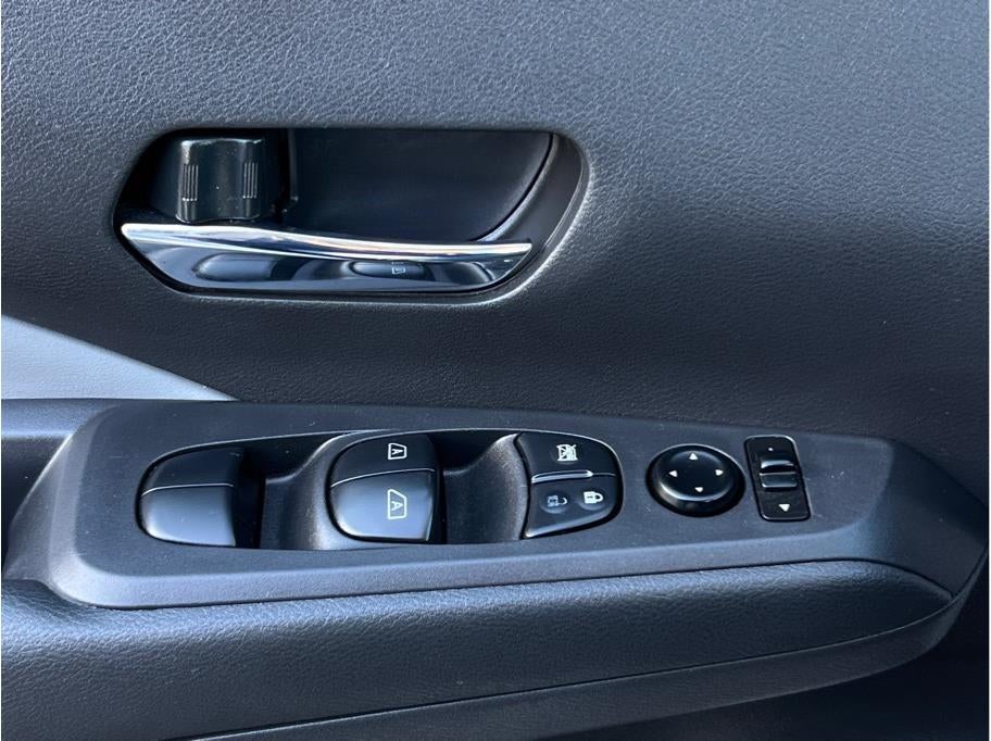 2021 Nissan Kicks SR PREMIUM PACKAGE