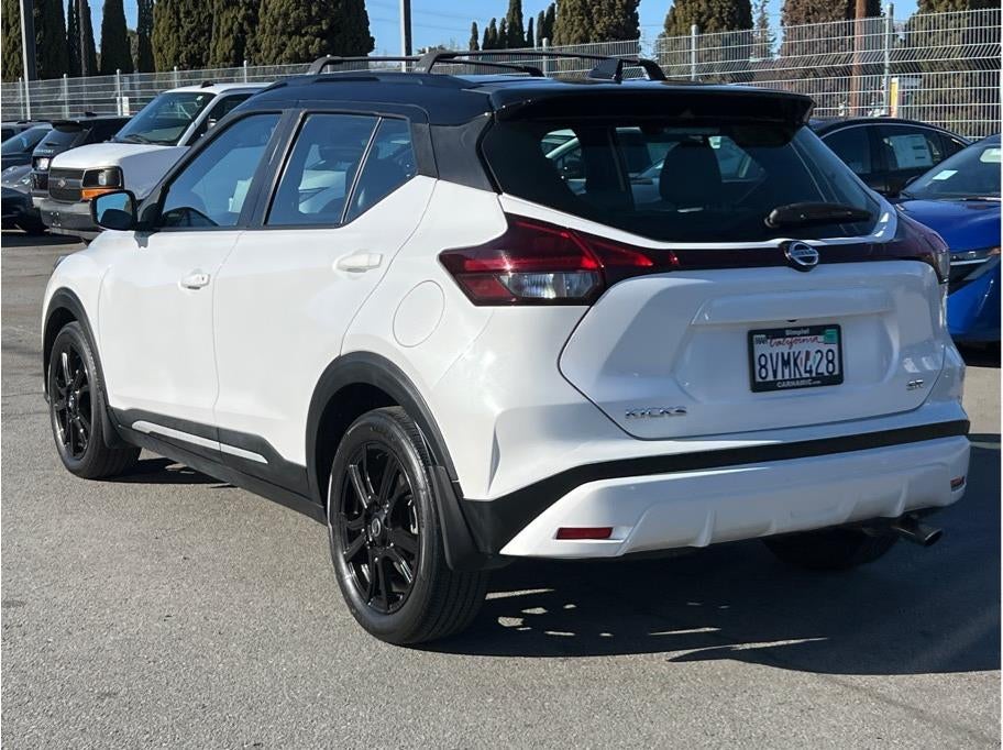 2021 Nissan Kicks SR PREMIUM PACKAGE