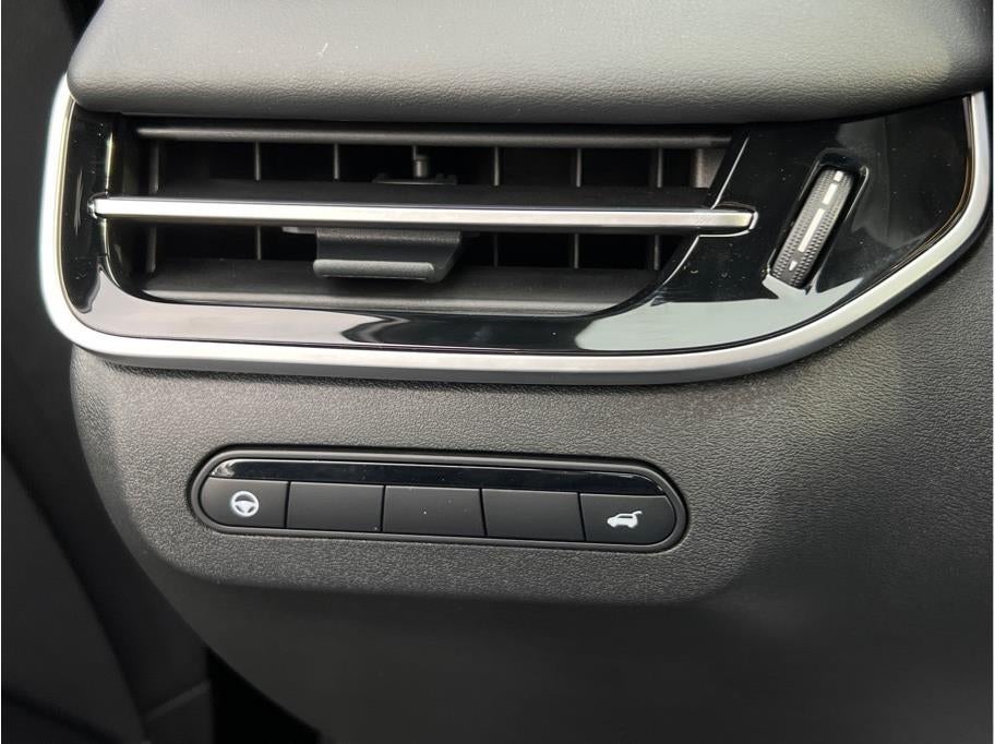 2025 INFINITI QX60 LUXE Sport Utility 4D