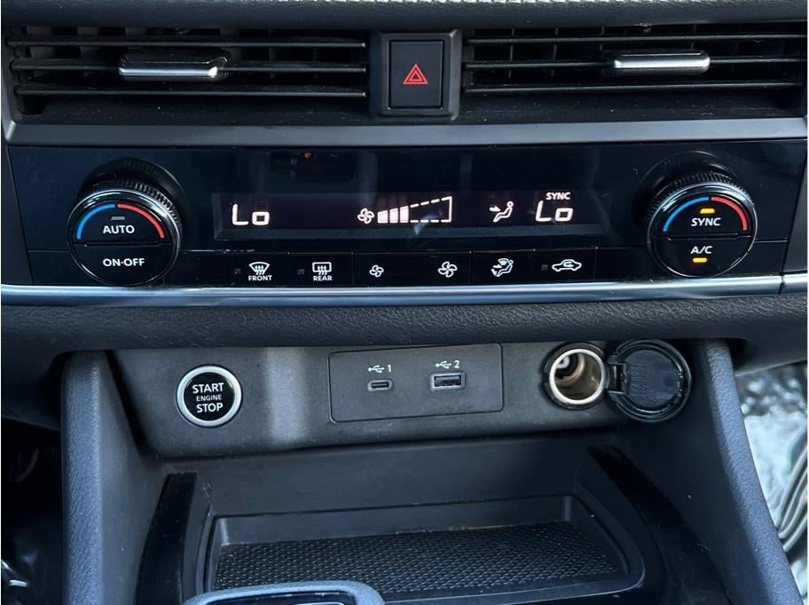 2023 Nissan Rogue SV (2023.5) Sport Utility 4D