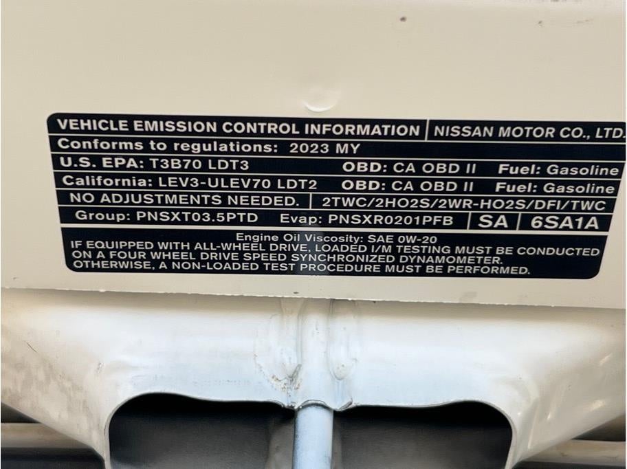 2023 INFINITI QX60 LUXE