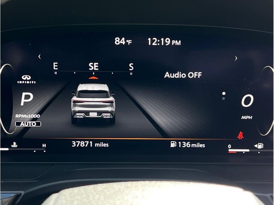 2023 INFINITI QX60 LUXE