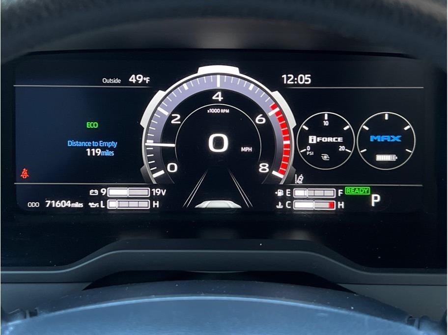 2022 Toyota Tundra Hybrid CrewMax Limited Pickup 4D 5 1/2 ft